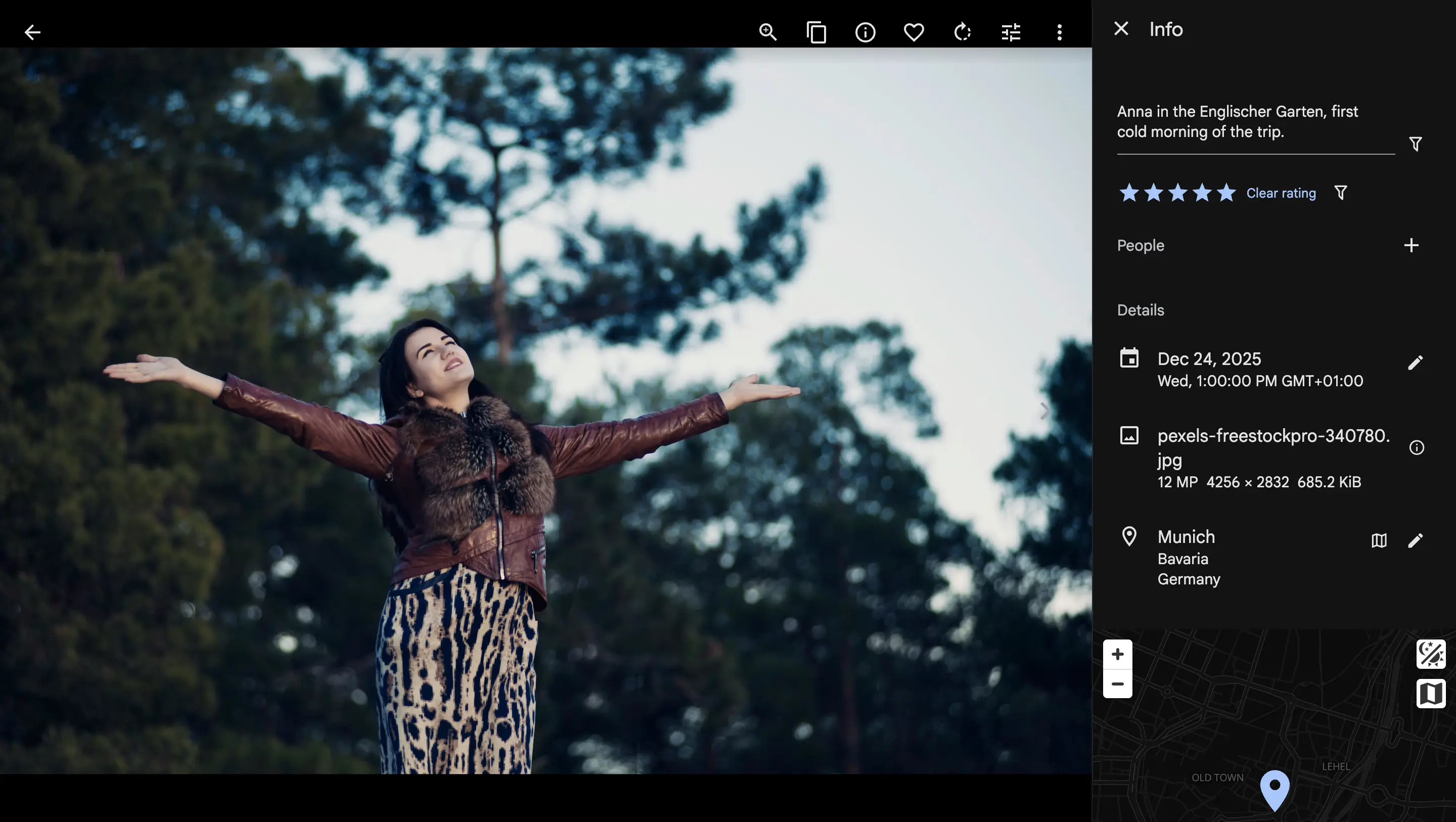 Edit members' photos in Spaces